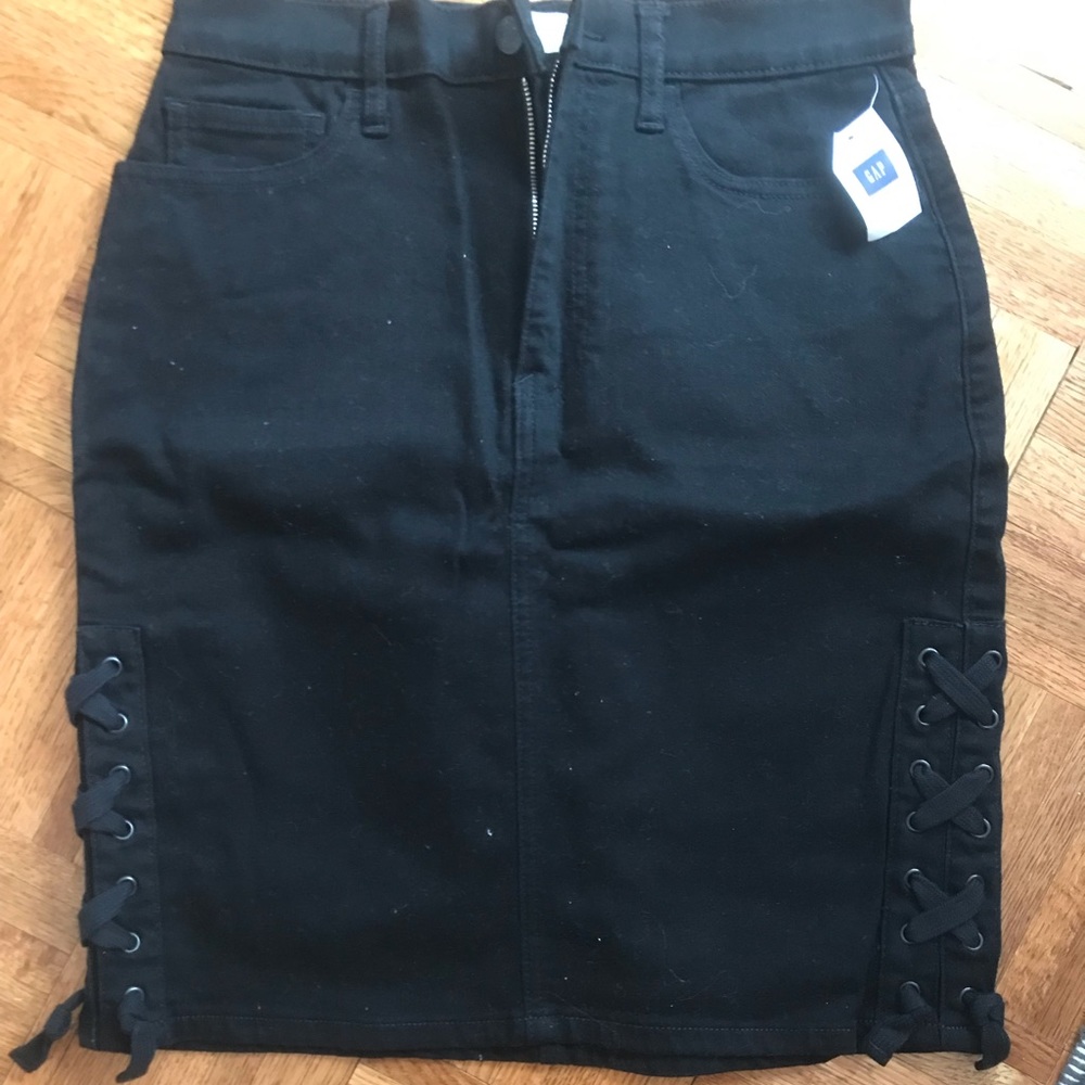 Black cotton skirt